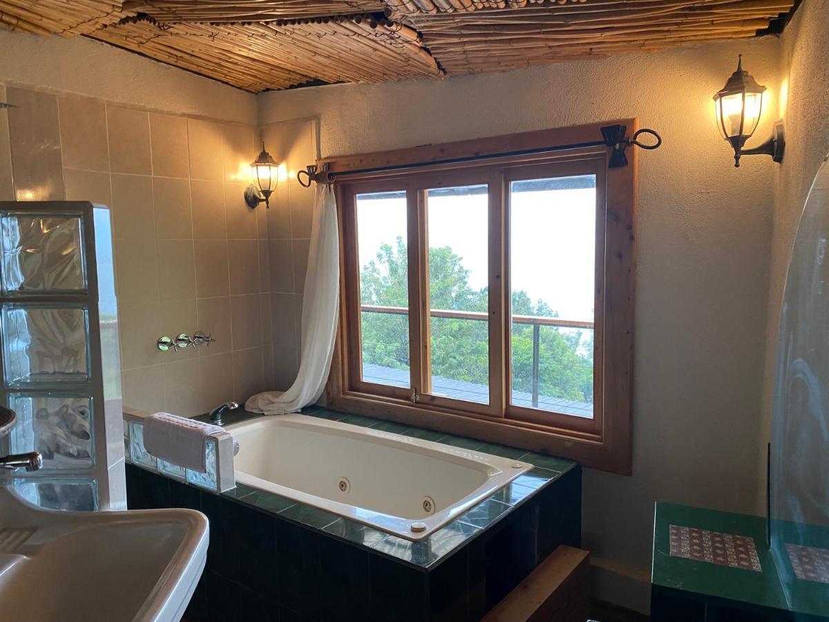 Jenna'S River Bed And Breakfast Jucayná Екстериор снимка